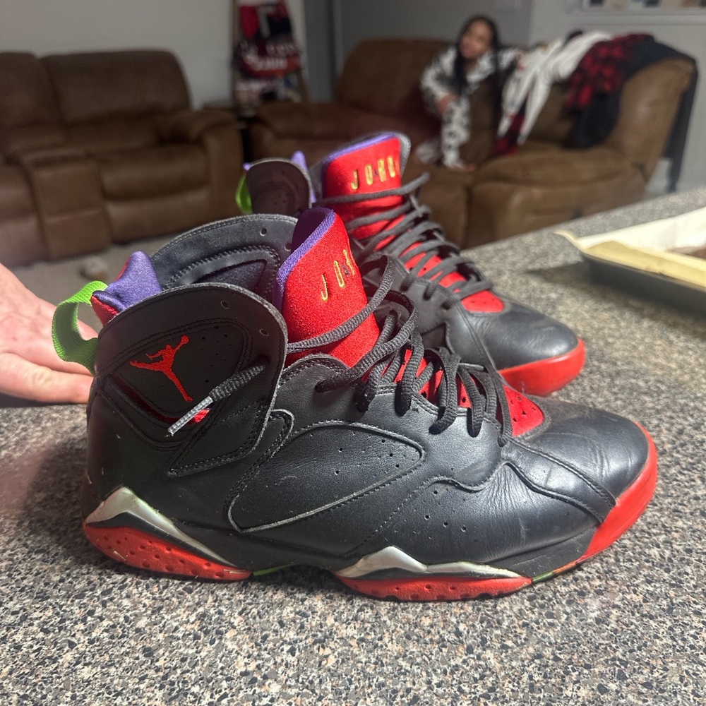 Jordan Athletic Shoes Black Red
